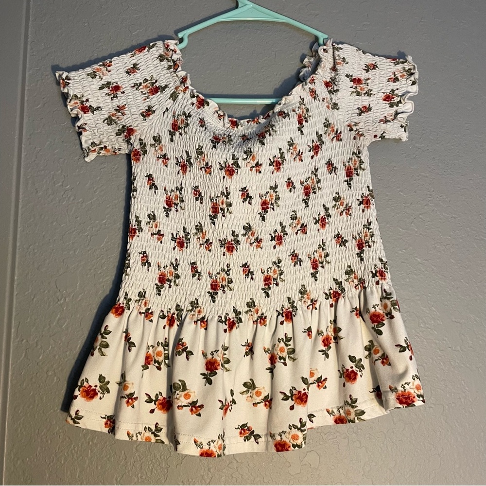 White and floral flowy top